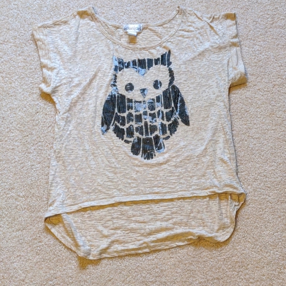 🌻 3/$12 Sequin Owl Shirt
